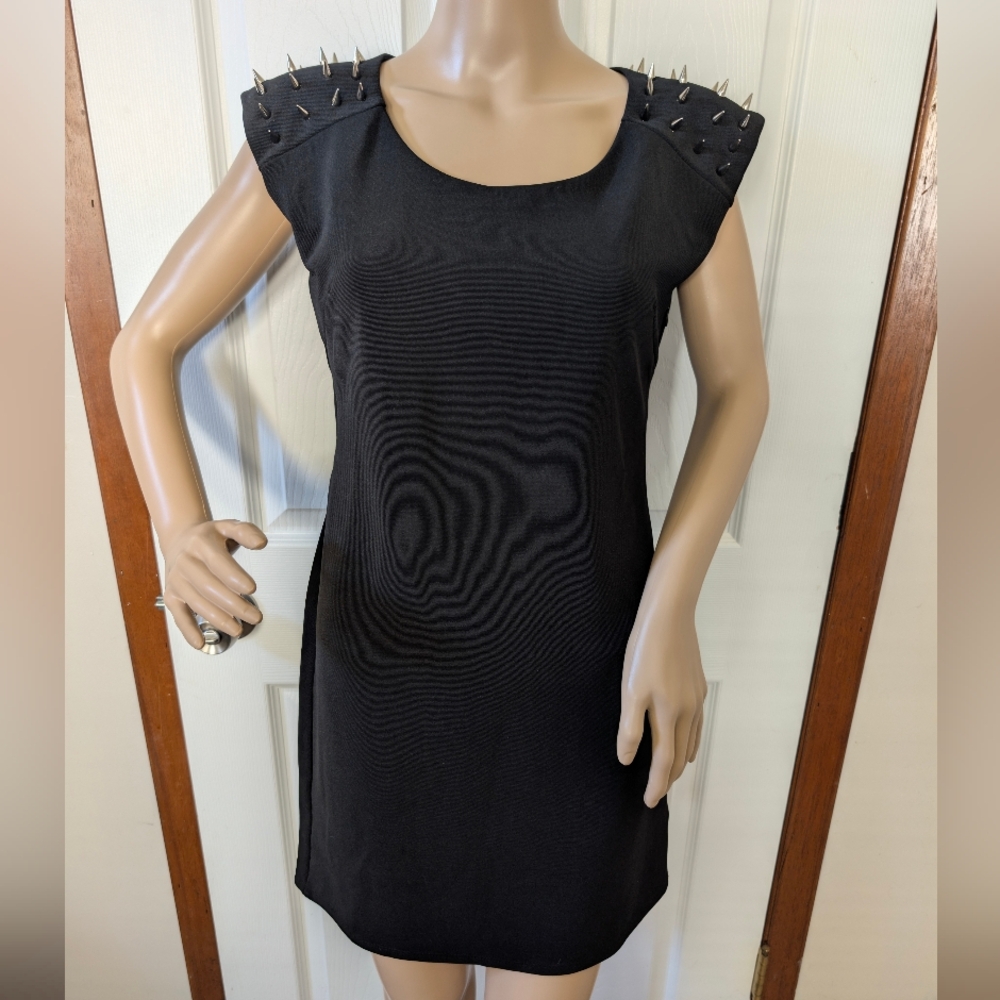NWT Forever 21 Black Studed Shoulder-Accent W/Cutout Back Mini Dress-medium